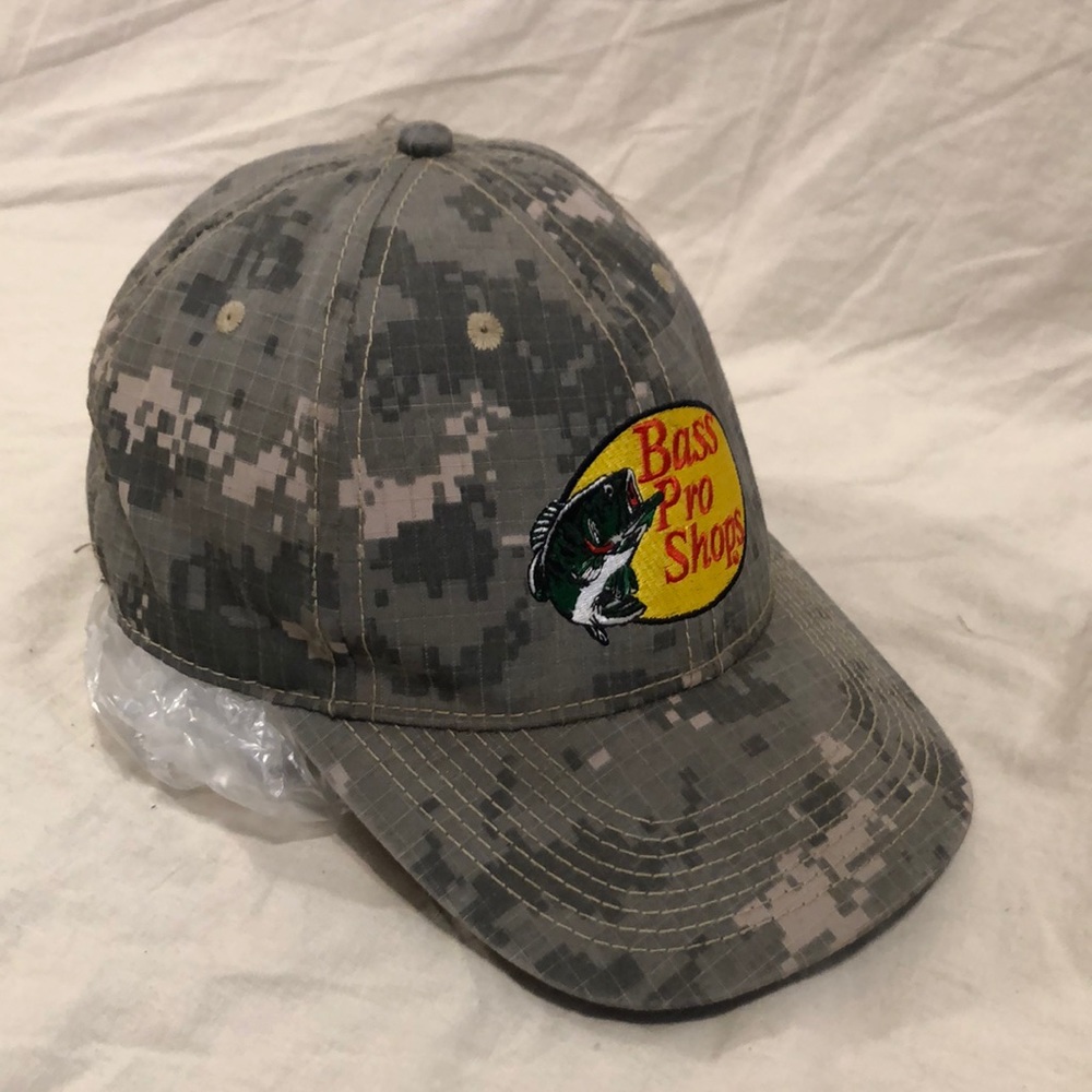 Camouflage Bass Pro Shops Cap